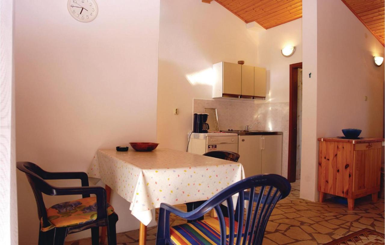 Nice Apartment In Pula With Wifi Ngoại thất bức ảnh